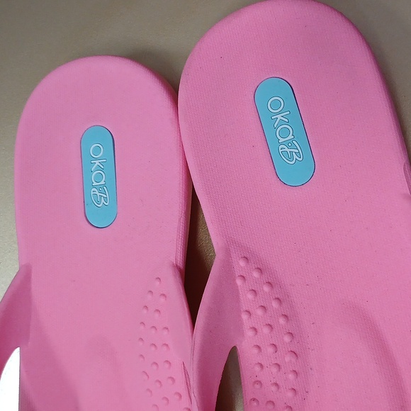 SALE NWT OKA b. Women's Chase Electric Pink Bow Stud Sandals - Picture 3 of 6